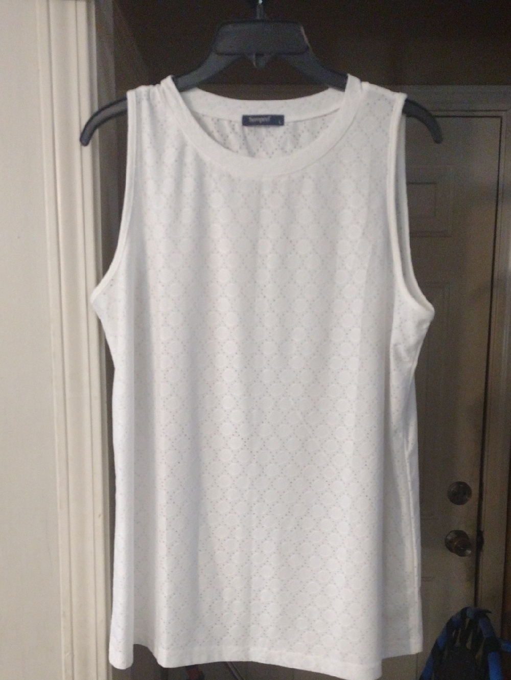 New Directions White Eyelet Tank Top